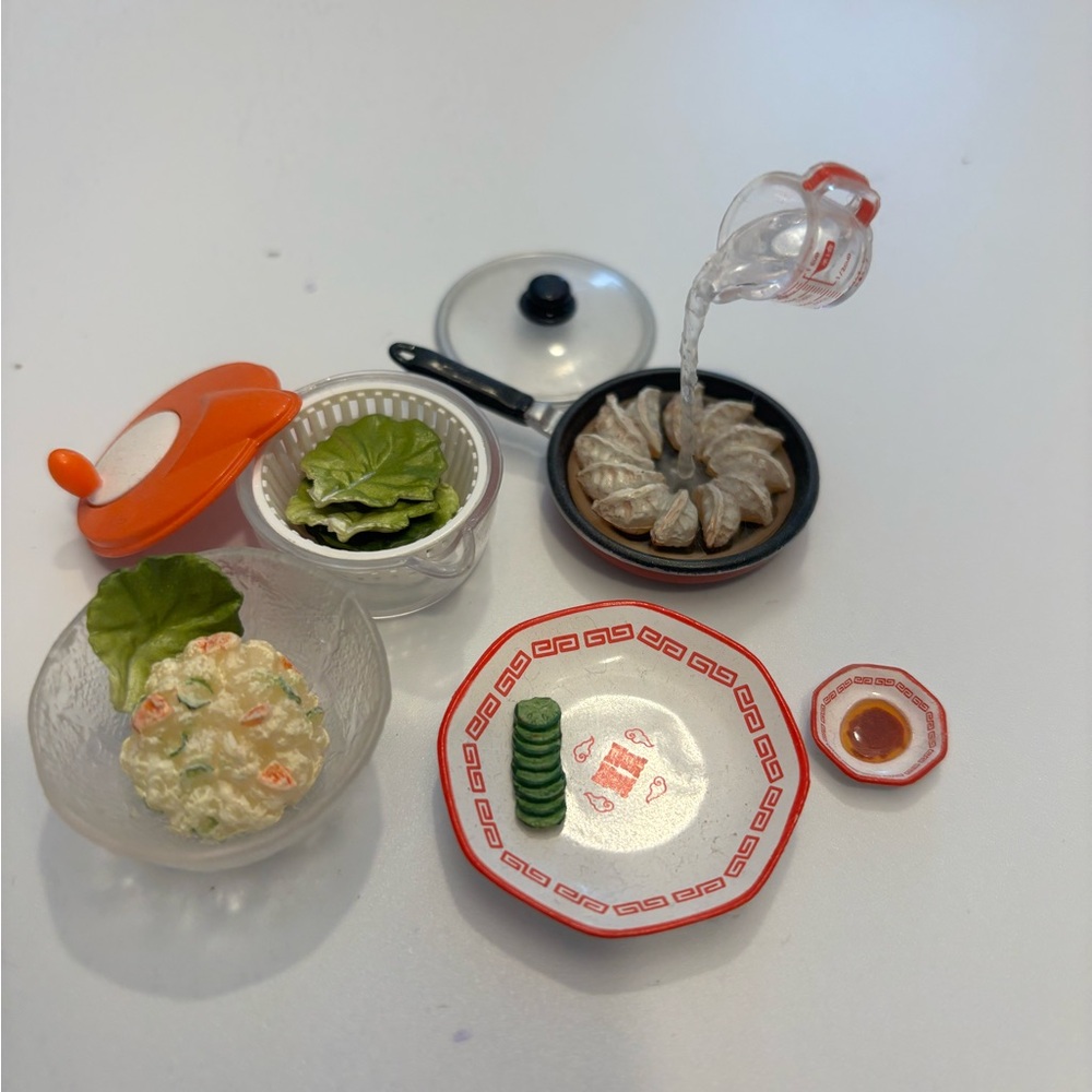 Miniature Asian Cuisine Set